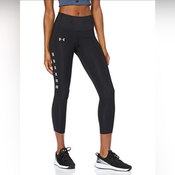 Under Armour UA Qualifier Speedpocket Roadside Runway Crop - Picture 5 of 8